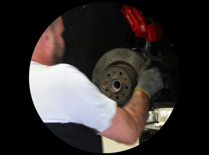 technicien ferrari.jpg