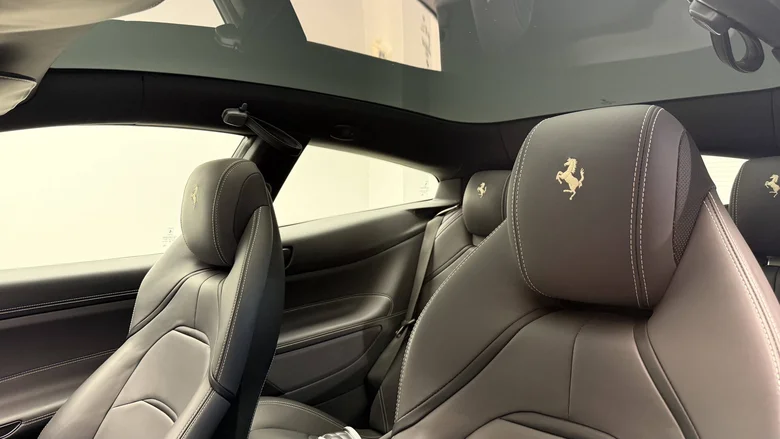 FERRARI GTC4 LUSSO
