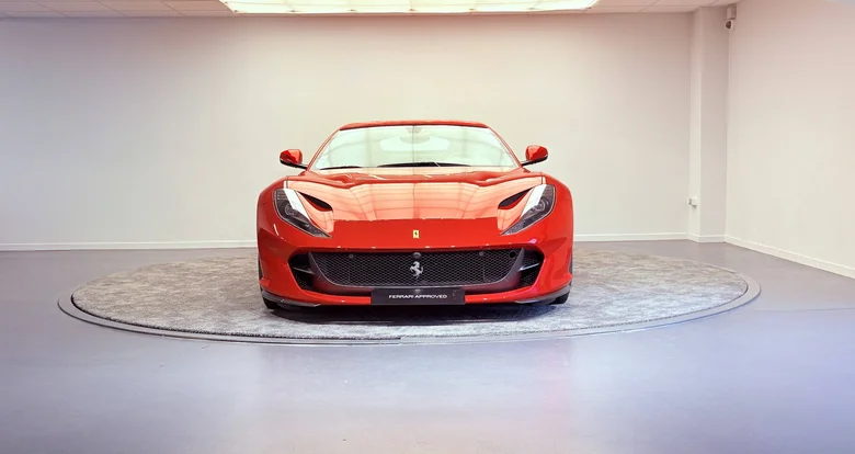 FERRARI 812 SUPERFAST