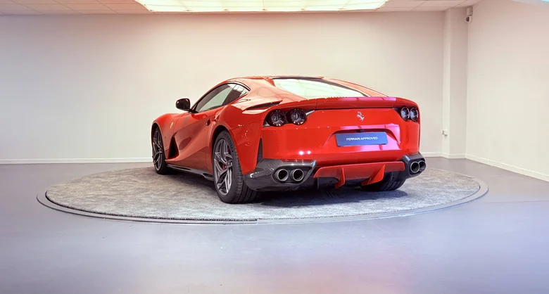FERRARI 812 SUPERFAST