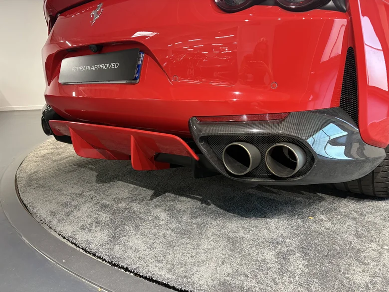 FERRARI 812 SUPERFAST