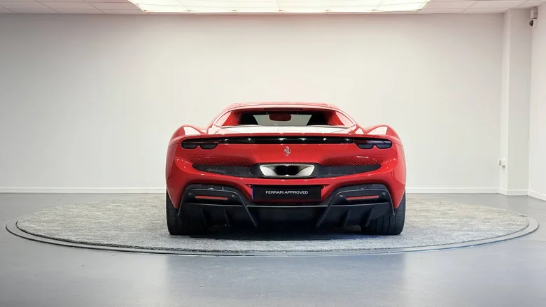 FERRARI 296 GTB