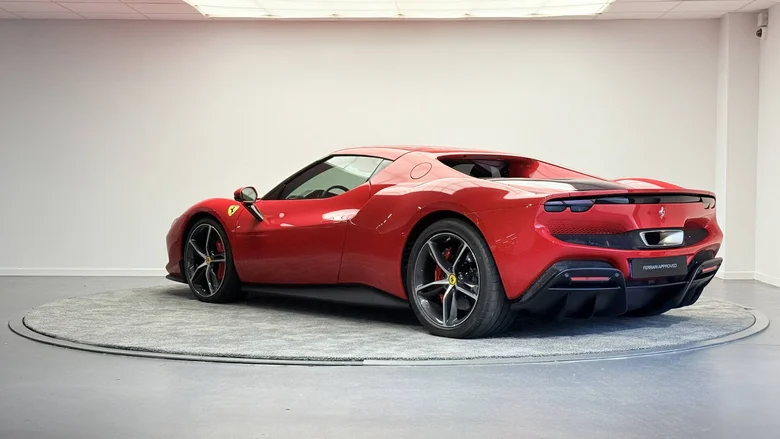 FERRARI 296 GTB