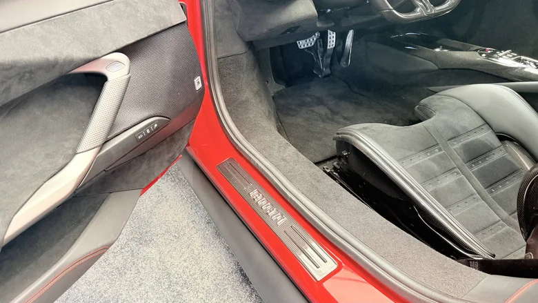 FERRARI 296 GTB