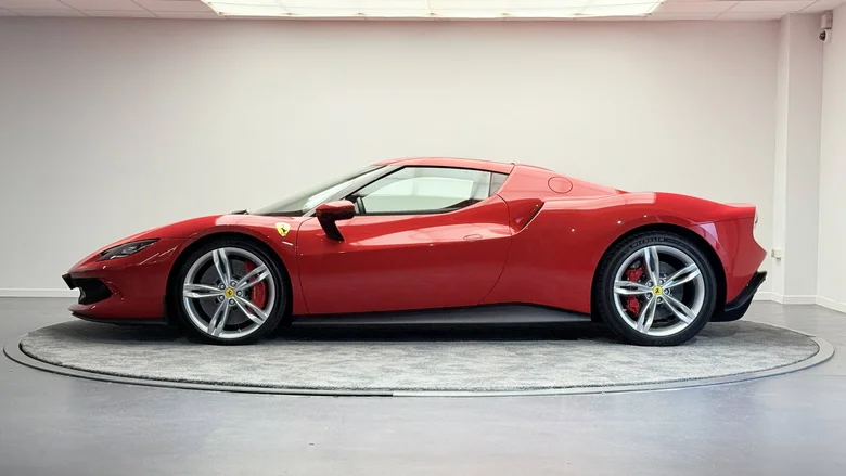 FERRARI 296 GTB