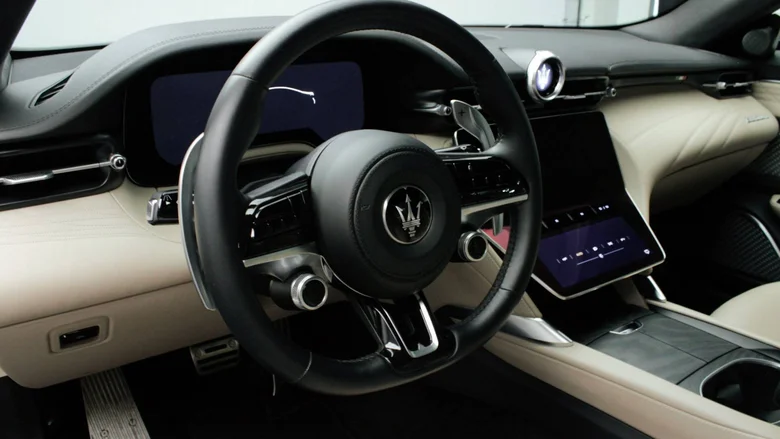 MASERATI GRANTURISMO