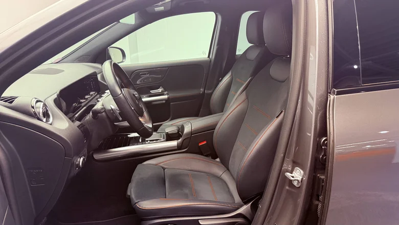 MERCEDES GLA