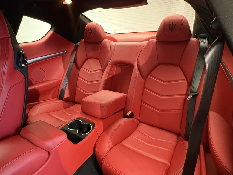 MASERATI GRANTURISMO