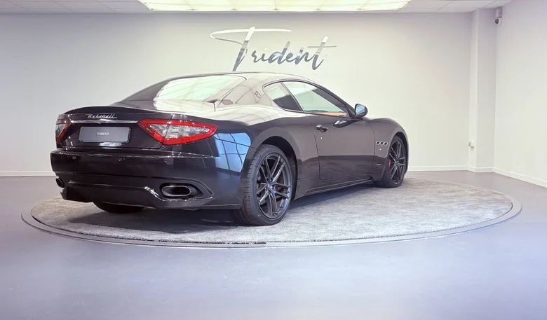 MASERATI GRANTURISMO