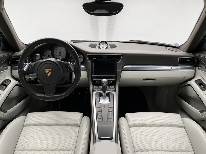 PORSCHE 911 CARRERA COUPE
