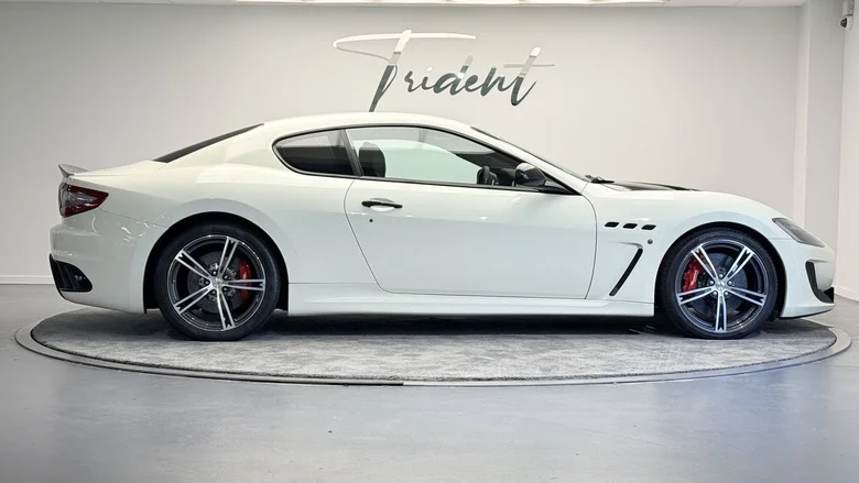 MASERATI GRANTURISMO