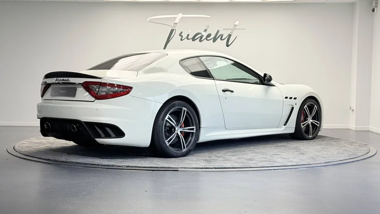 MASERATI GRANTURISMO