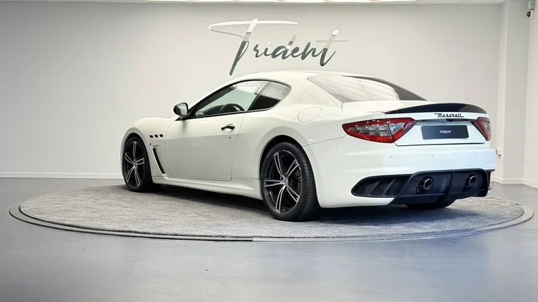 MASERATI GRANTURISMO