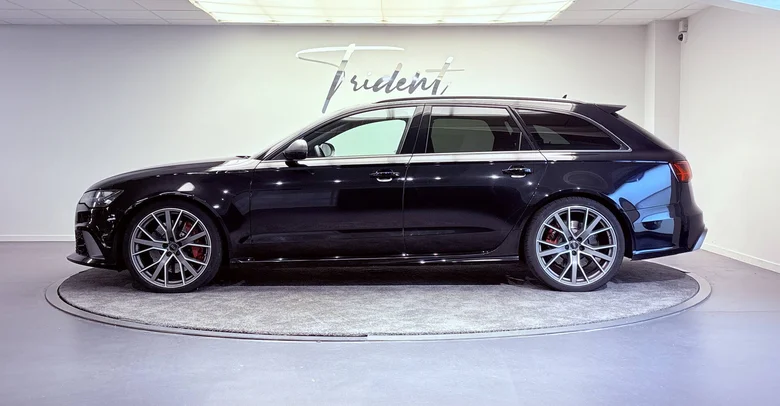 AUDI RS6 AVANT