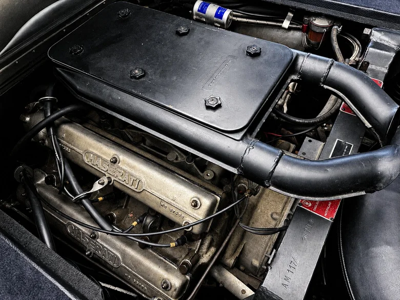 MASERATI COUPÉ