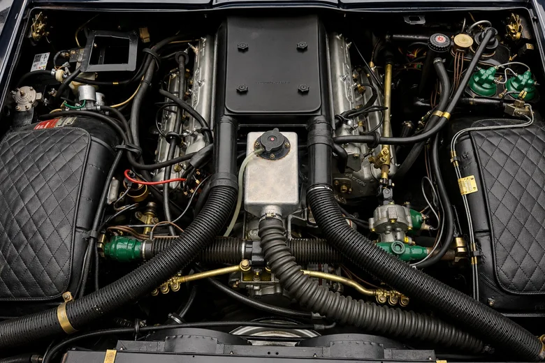 MASERATI COUPÉ