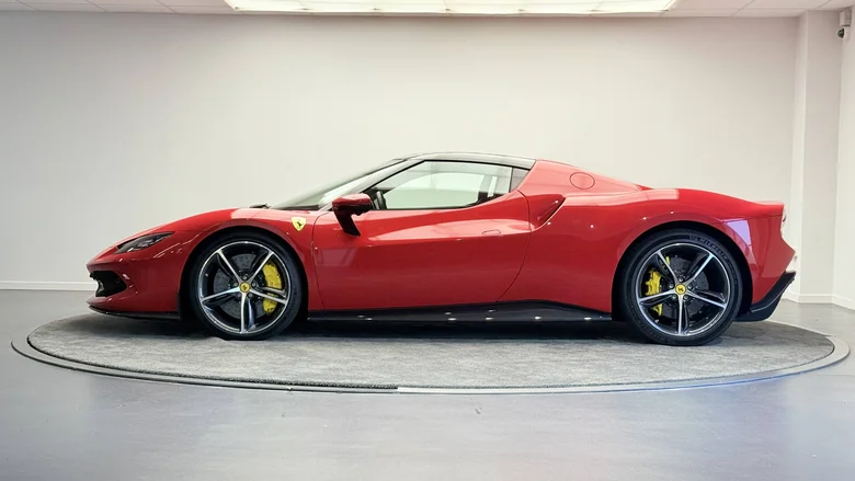 FERRARI 296 GTB