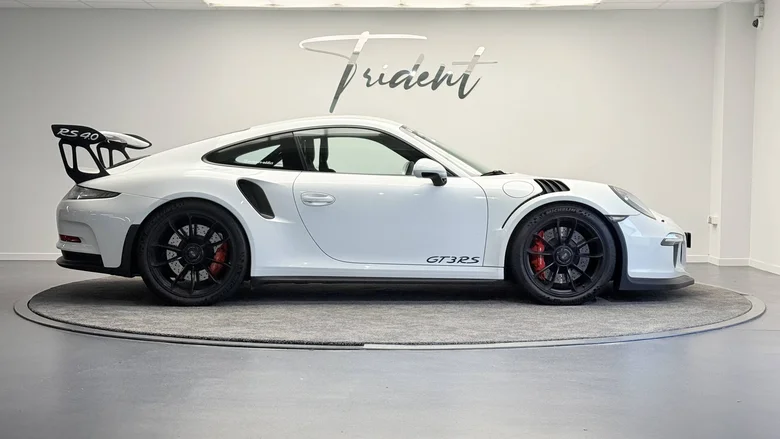 PORSCHE 911 GT3