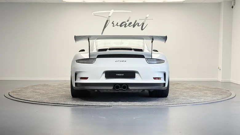 PORSCHE 911 GT3