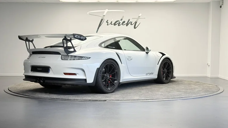 PORSCHE 911 GT3