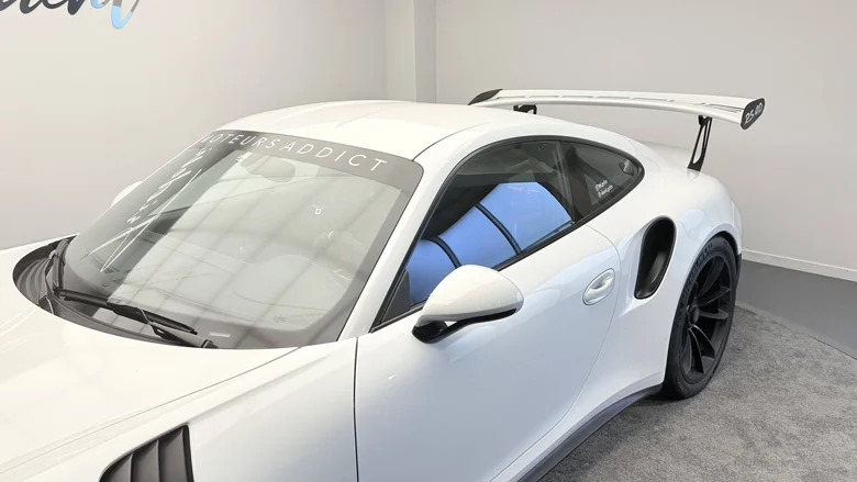 PORSCHE 911 GT3