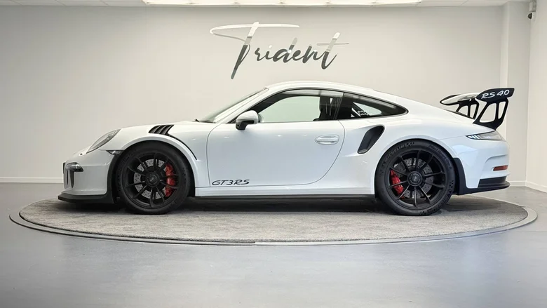 PORSCHE 911 GT3