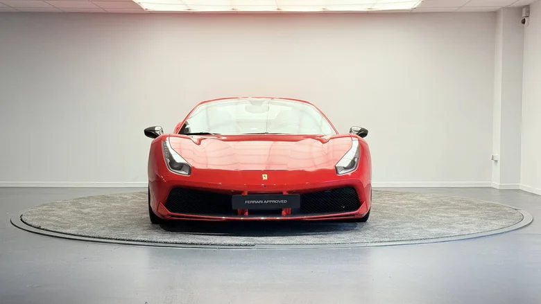 FERRARI 488 SPIDER