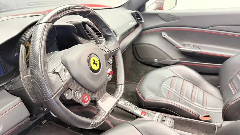 FERRARI 488 SPIDER