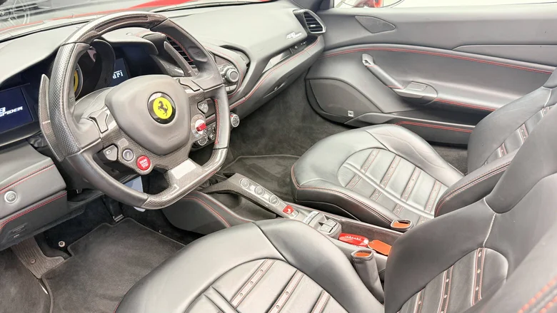FERRARI 488 SPIDER