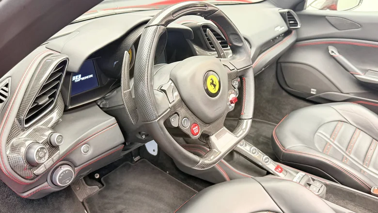 FERRARI 488 SPIDER