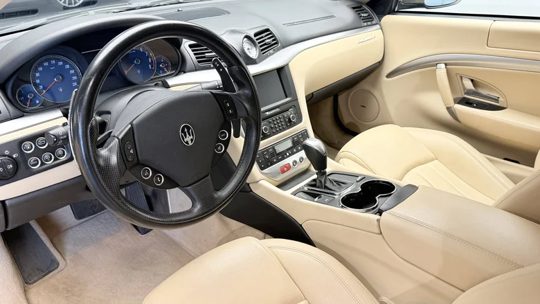 MASERATI GRANTURISMO