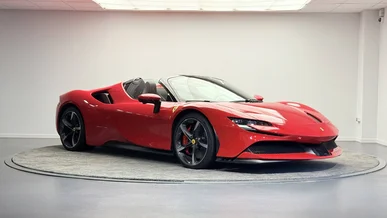 FERRARI SF90 SPIDER