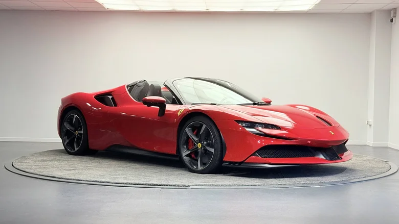 FERRARI SF90 SPIDER